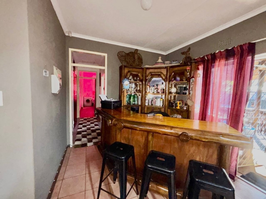 3 Bedroom Property for Sale in Geelhoutpark North West